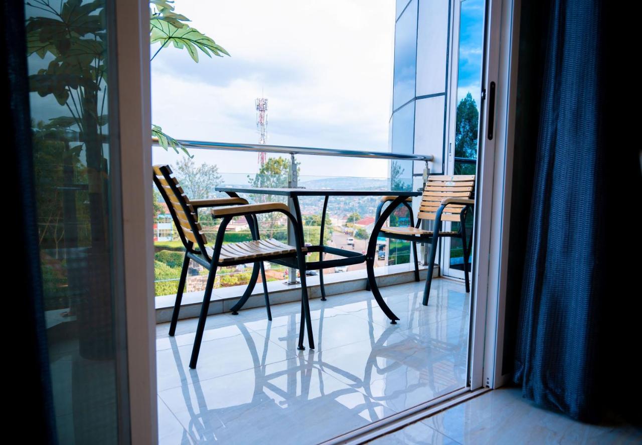 Madras Hotel And Apartments 基加利 外观 照片